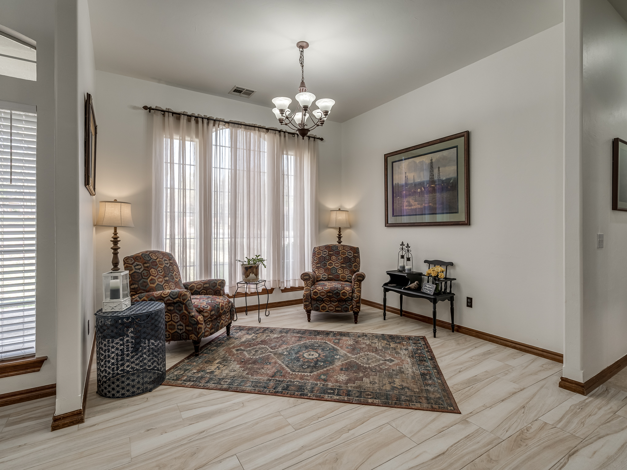 Open additional Sitting Area at front Window of Home