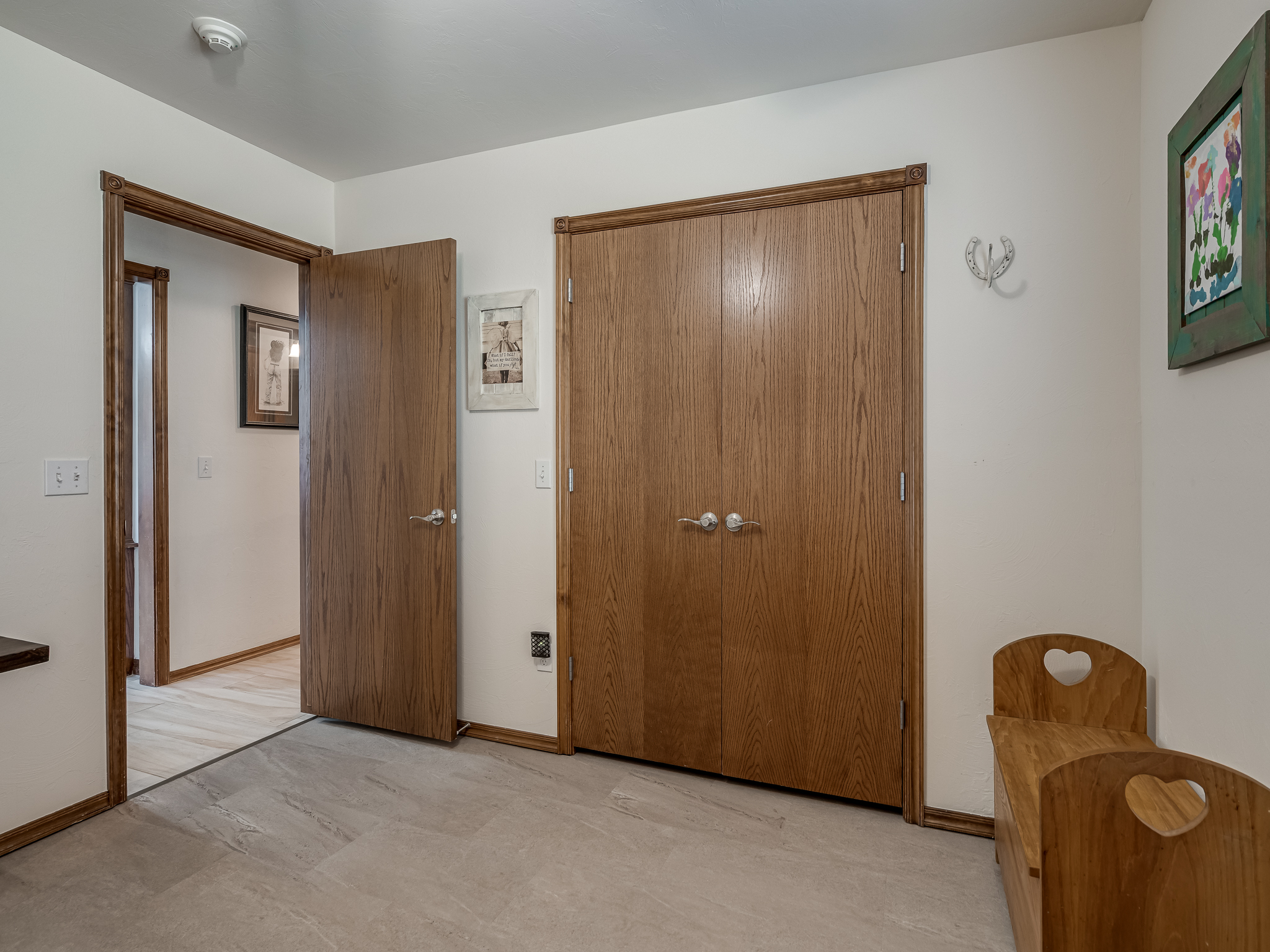 Bedroom 3 in the Middle of  Hallway