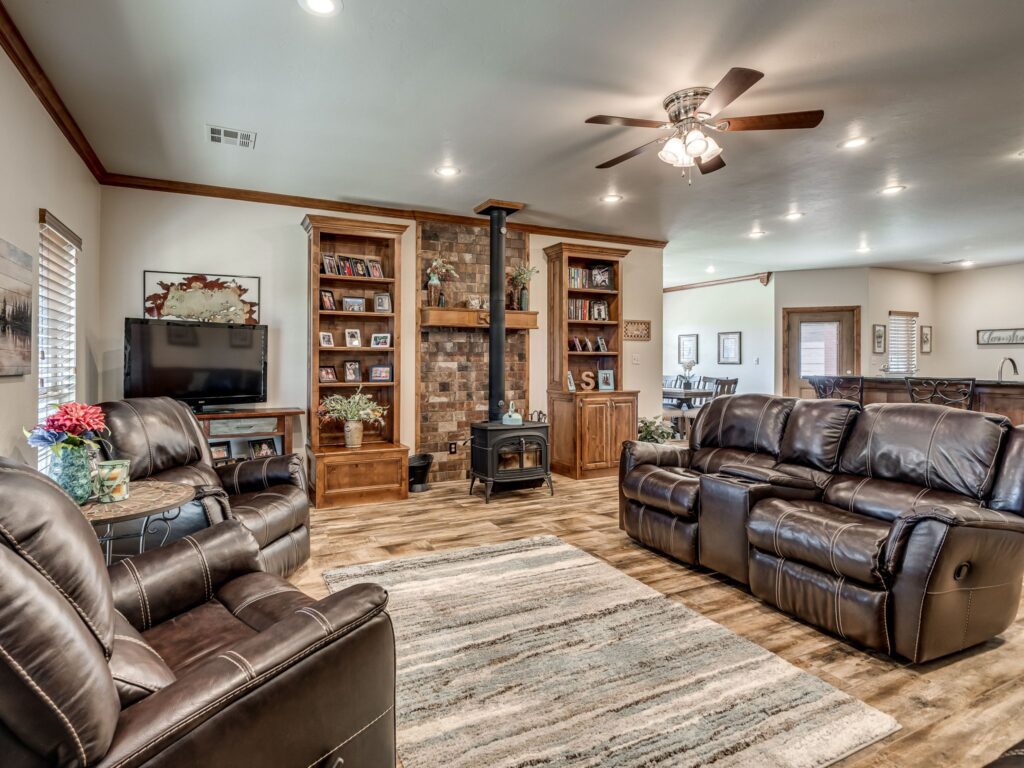 Open Living Room, Mantle and Bookshelves