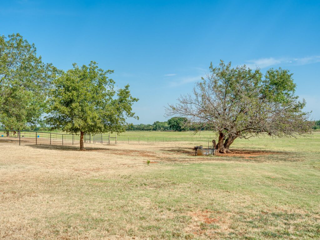 Northeastern Pasture with Hydrant and Livestock Tank